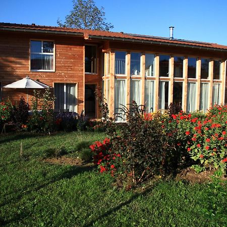 Maison Addama Neyron Exterior photo